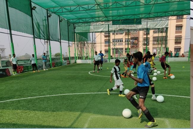 Terrace cricket practice net