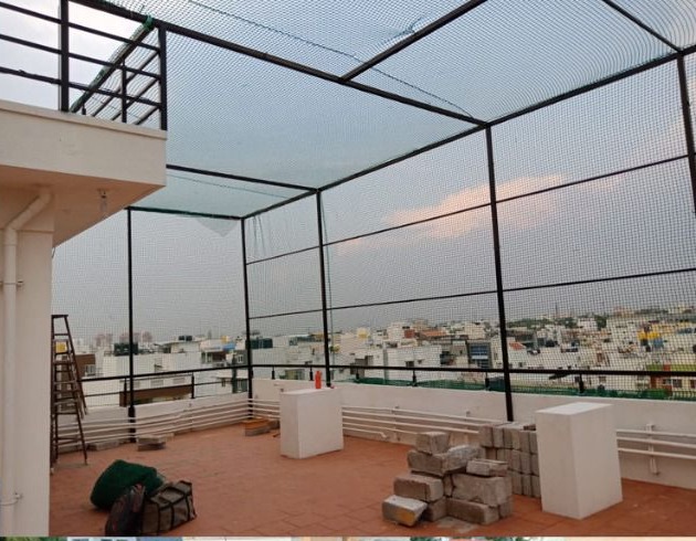 Terrace safety net installation
